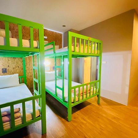 Frutta Hostel Patong Экстерьер фото
