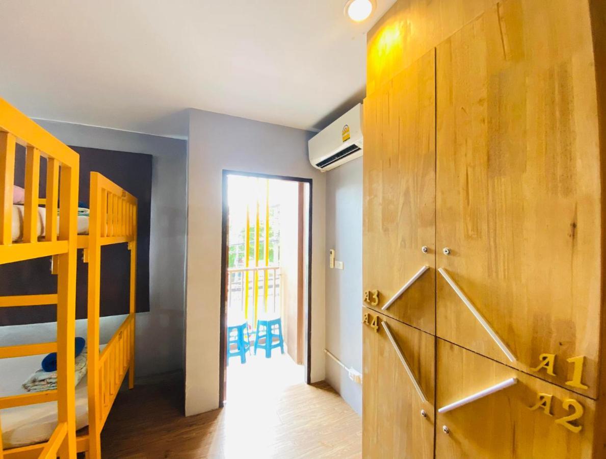 Frutta Hostel Patong Экстерьер фото